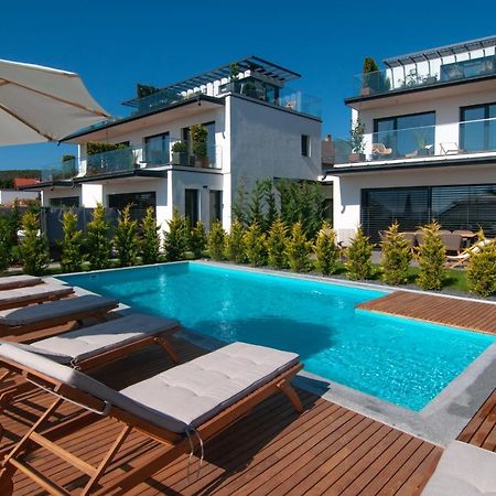 Skyline Resort Balatonalmádi エクステリア 写真