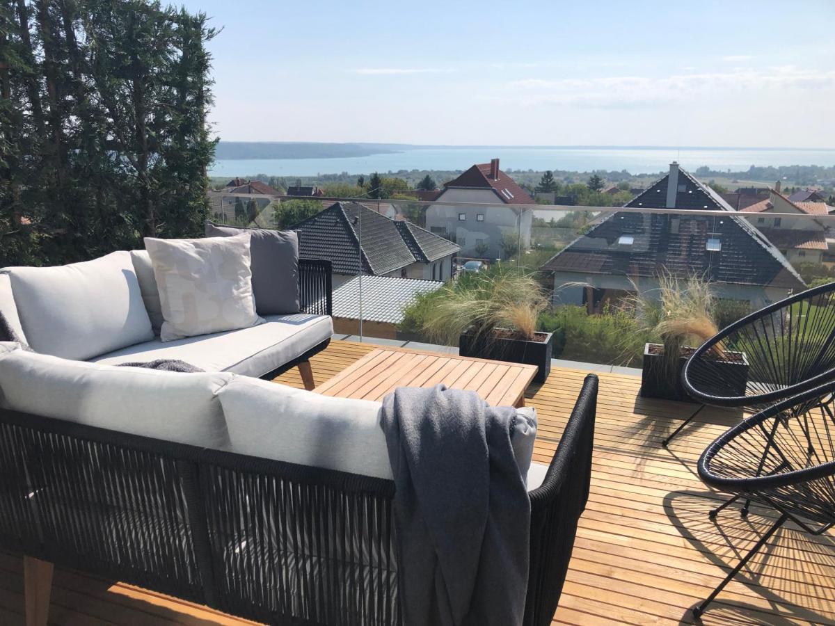 Skyline Resort Balatonalmádi エクステリア 写真