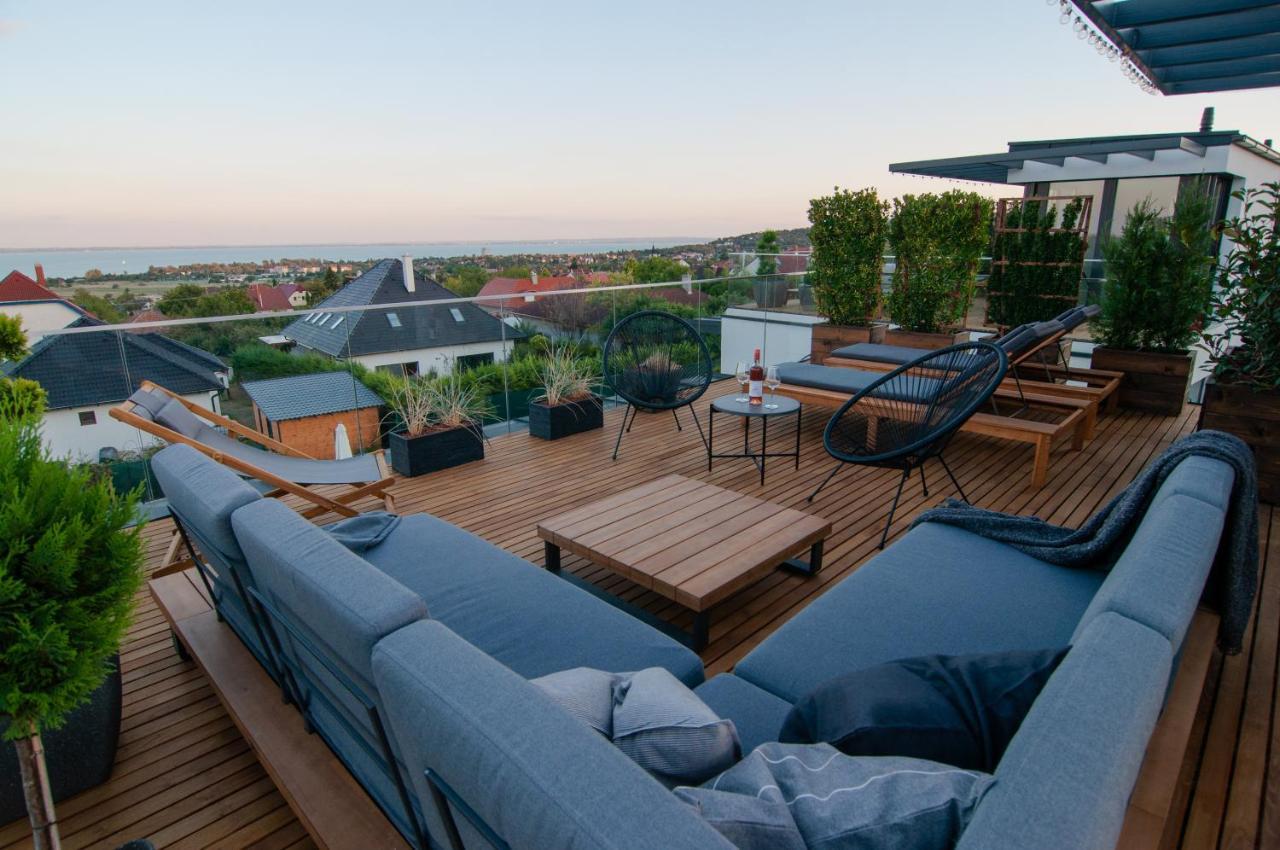 Skyline Resort Balatonalmádi エクステリア 写真