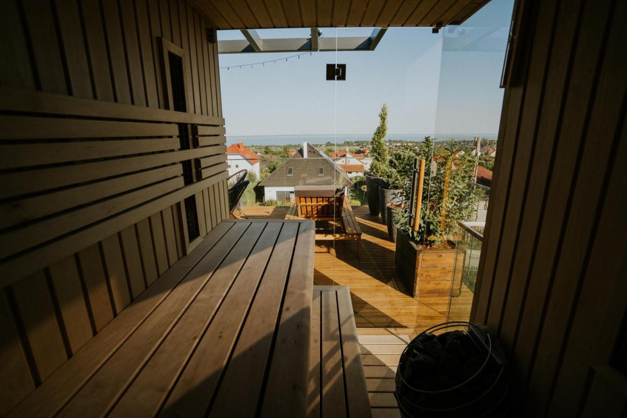 Skyline Resort Balatonalmádi エクステリア 写真